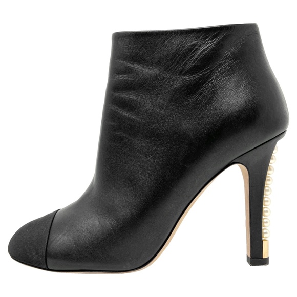 CHANEL 2017 Faux Pearl Accents Boots Size: 11 | IT 41 - Picture 3 of 16